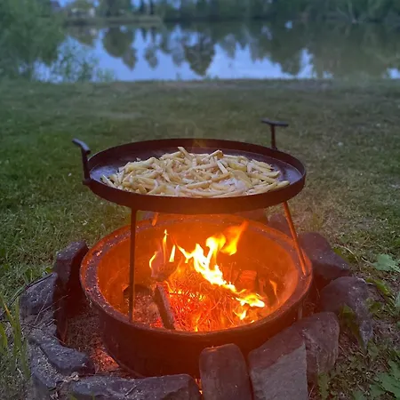 Holiday home перлина буковини Lipovans