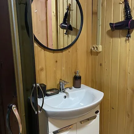 перлина буковини Holiday home Lipovans