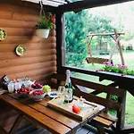 перлина буковини Semesterbostad Lipovans